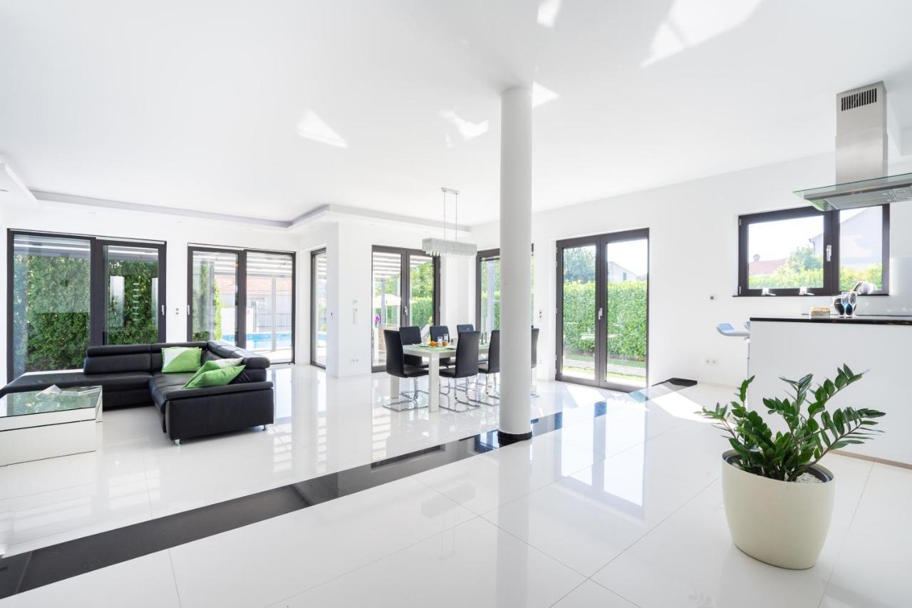 Luxury City Villa Traù Esterno foto