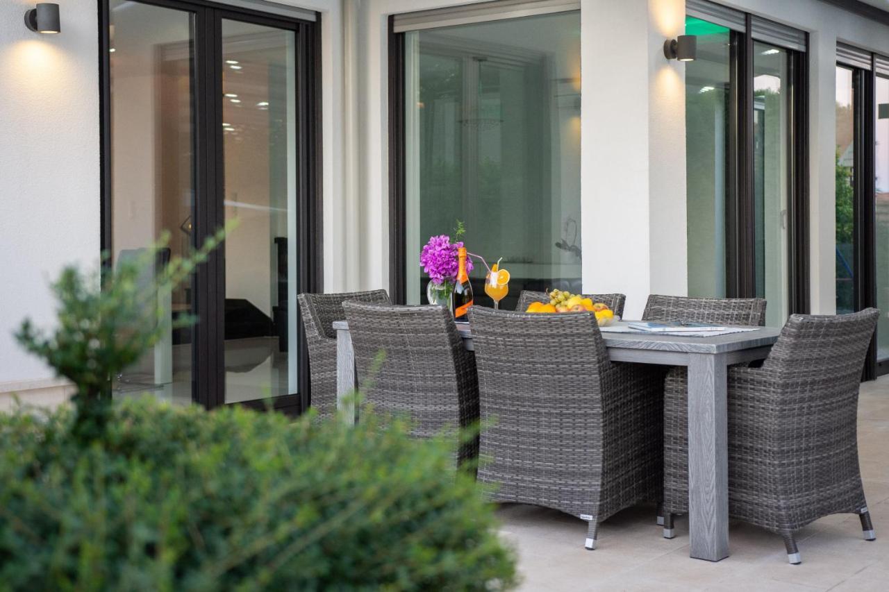 Luxury City Villa Traù Esterno foto
