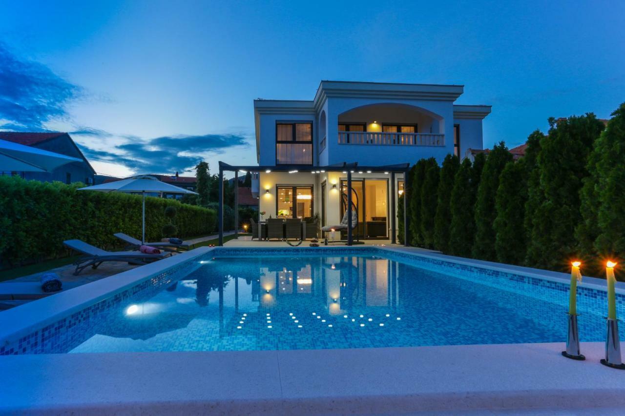 Luxury City Villa Traù Esterno foto